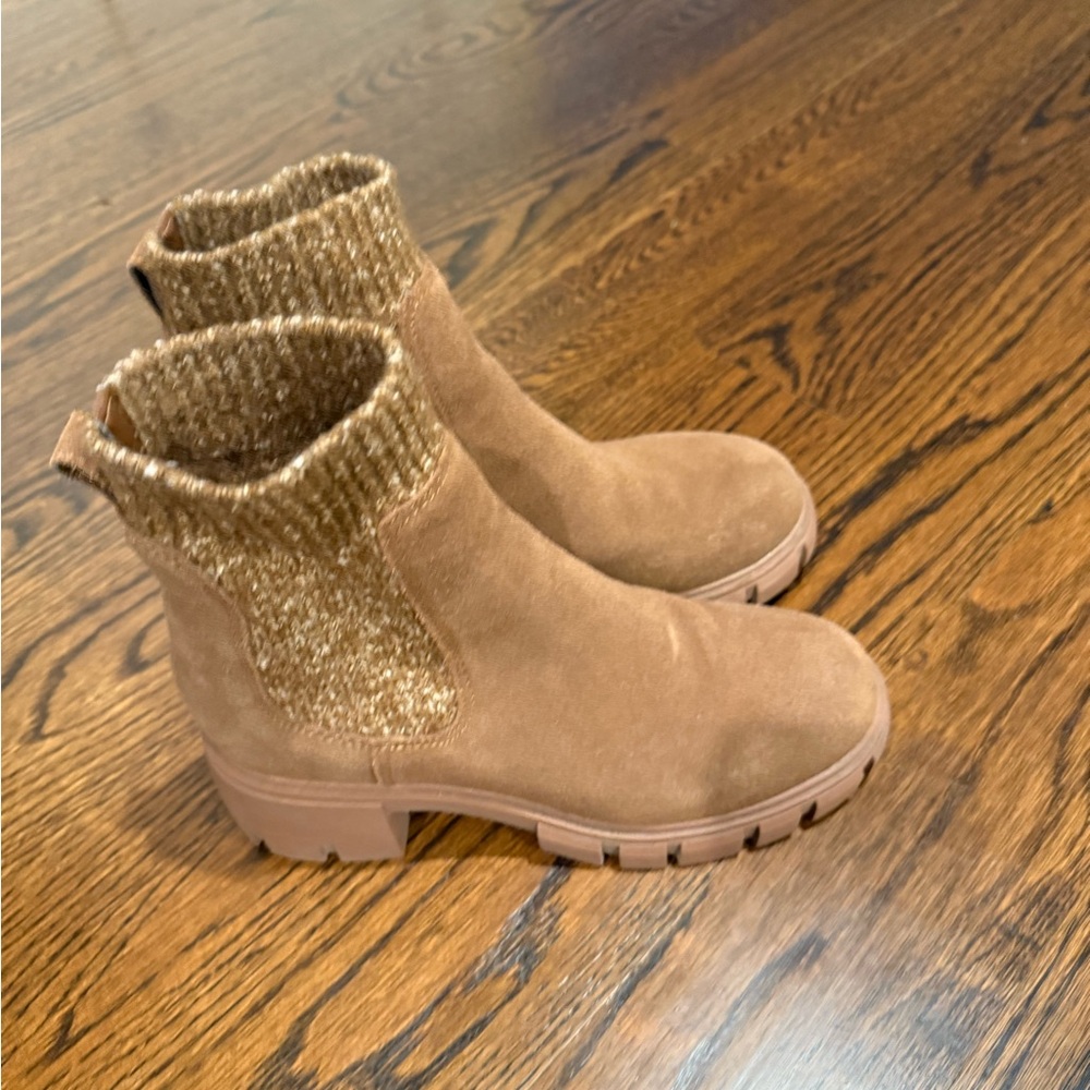 Steve Madden Hayle  Platform Chelsea Boot in chestnut